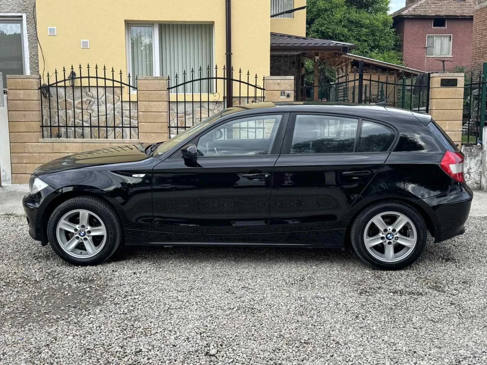 BMW 116 1.6i, снимка 3 - Автомобили и джипове - 55244999