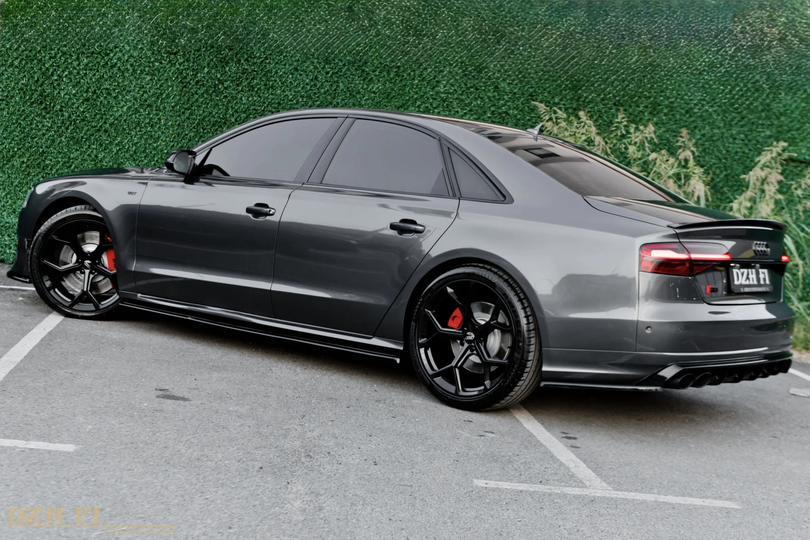 Audi S8 780КС/STAGE/SHADOW LINE/MAXTON DESIGN/BOSE, снимка 5 - Автомобили и джипове - 55355317