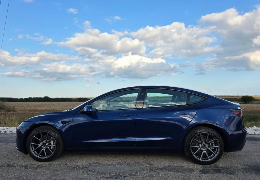 Tesla Model 3 Highland NEW 2200 km, снимка 3 - Автомобили и джипове - 55674597
