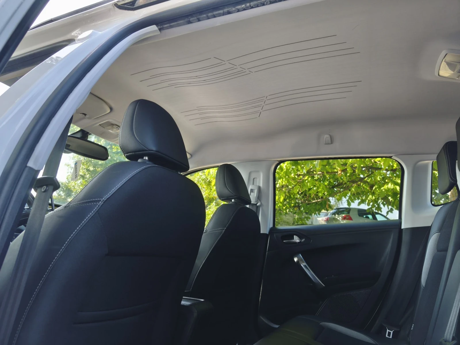 Peugeot 2008 * * ALLURE* * 6B* * NAVI* * TOP* * ITALY* * , снимка 11 - Автомобили и джипове - 55889290