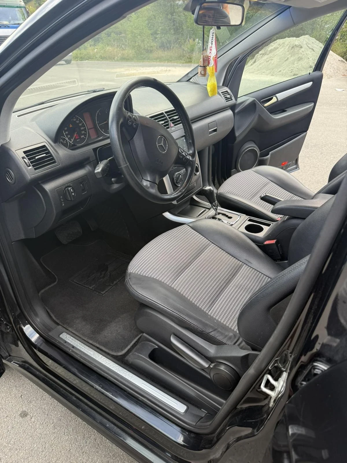 Mercedes-Benz A 180, снимка 6 - Автомобили и джипове - 55971062