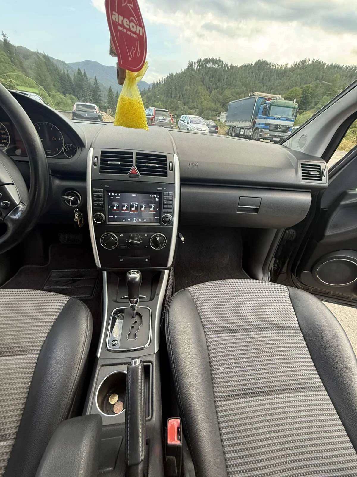 Mercedes-Benz A 180, снимка 2 - Автомобили и джипове - 55971062