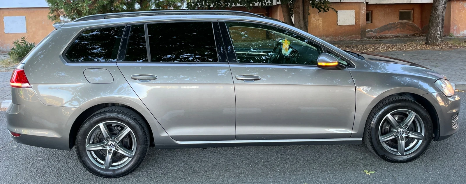 VW Golf 1.6TDI/110/2016, снимка 6 - Автомобили и джипове - 56121803