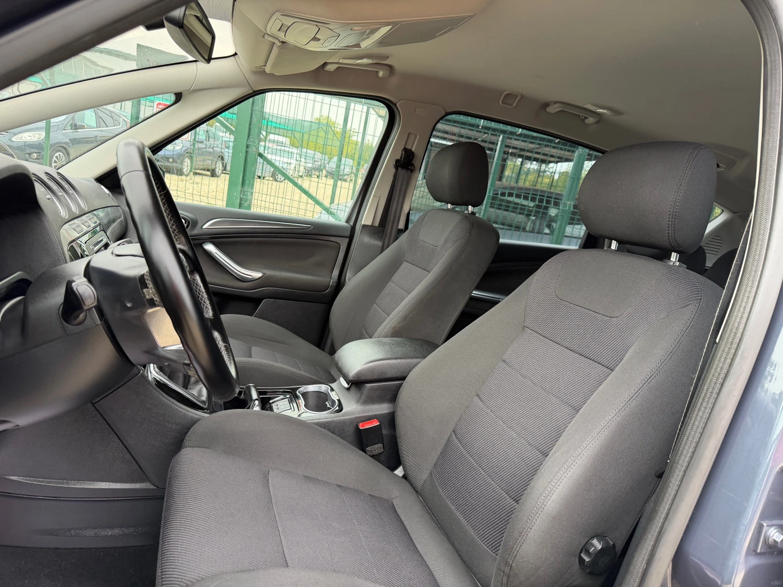 Ford S-Max 2.0TDCi/140p.s-Titanium-Navi!!! | Mobile.bg � ����������� 10