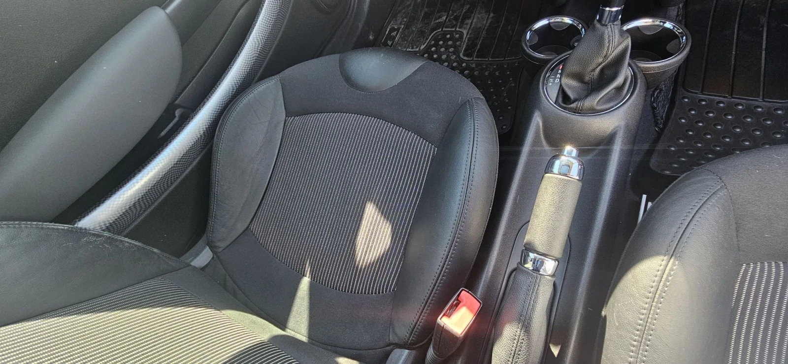Mini Cooper s Автоматик , снимка 9 - Автомобили и джипове - 56428884