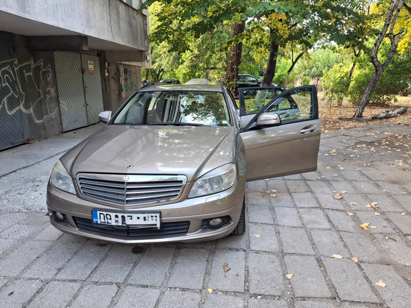 Mercedes-Benz 200, снимка 3 - Автомобили и джипове - 56465141