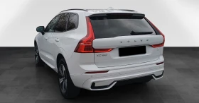 Volvo XC60 T6 Recharge AWD = Panorama= Гаранция, снимка 2