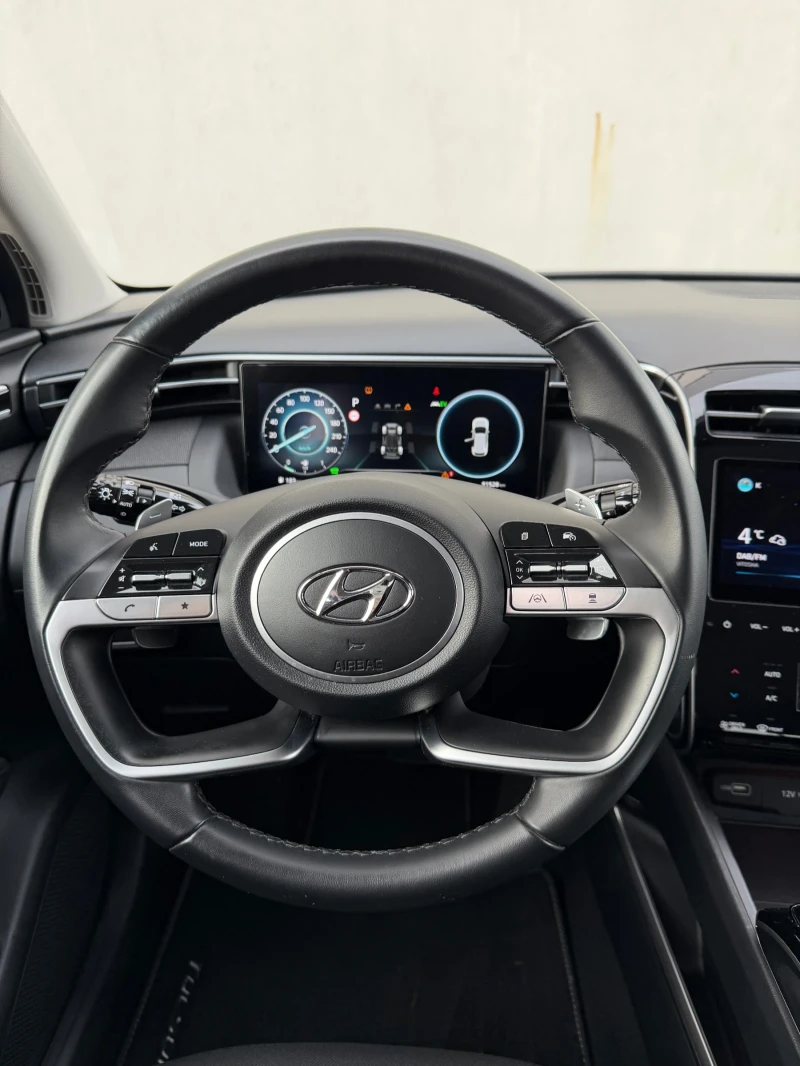 Hyundai Tucson Hybrid 230 к.с, снимка 8 - Автомобили и джипове - 52852278