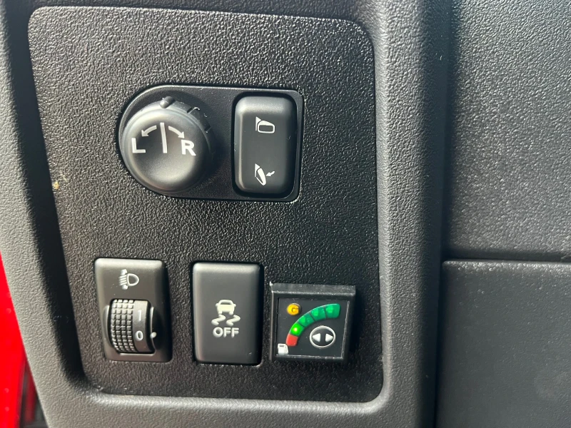 Nissan Qashqai 1.6i Facelift, снимка 10 - Автомобили и джипове - 53263920