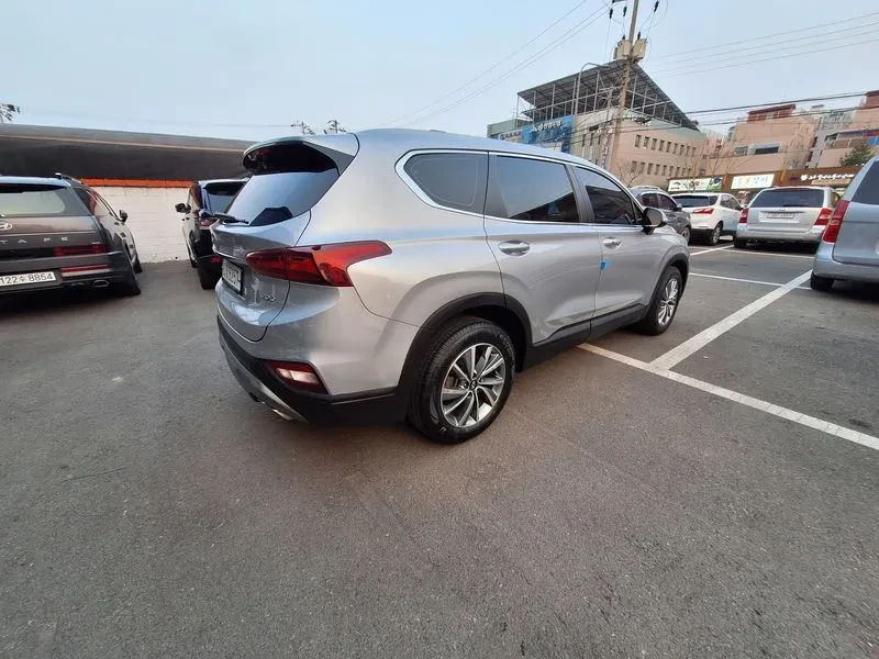 Hyundai Santa fe 2.0 2WD PREMIUM, снимка 3 - Автомобили и джипове - 55011812
