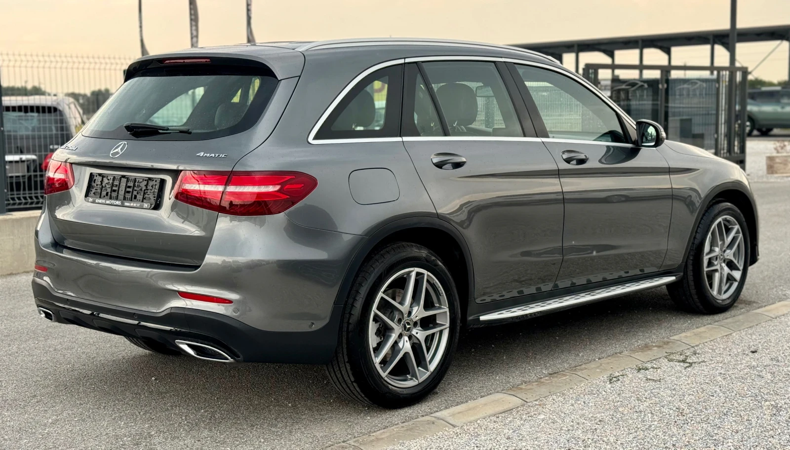 Mercedes-Benz GLC 250 AMG 4MATIC 9G - изображение 6