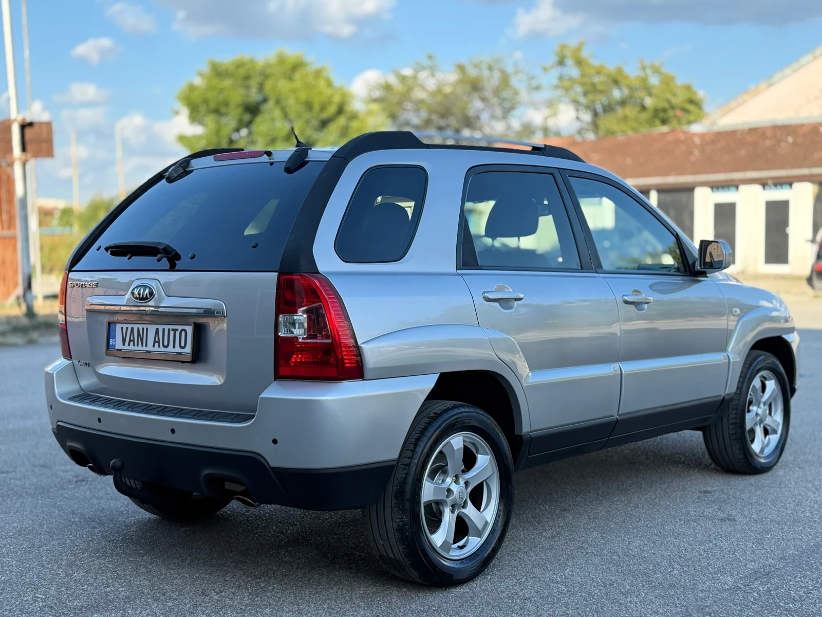 Kia Sportage 2.0D FACELIFT 4X4 - изображение 8