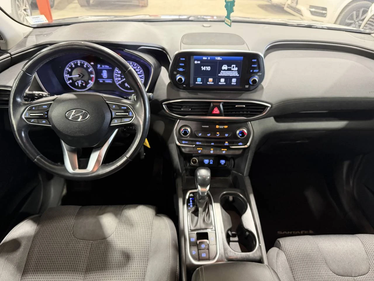 Hyundai Santa fe 2019 ESSENTIAL| ЧИСТА ИСТОРИЯ, снимка 5 - Автомобили и джипове - 53805186