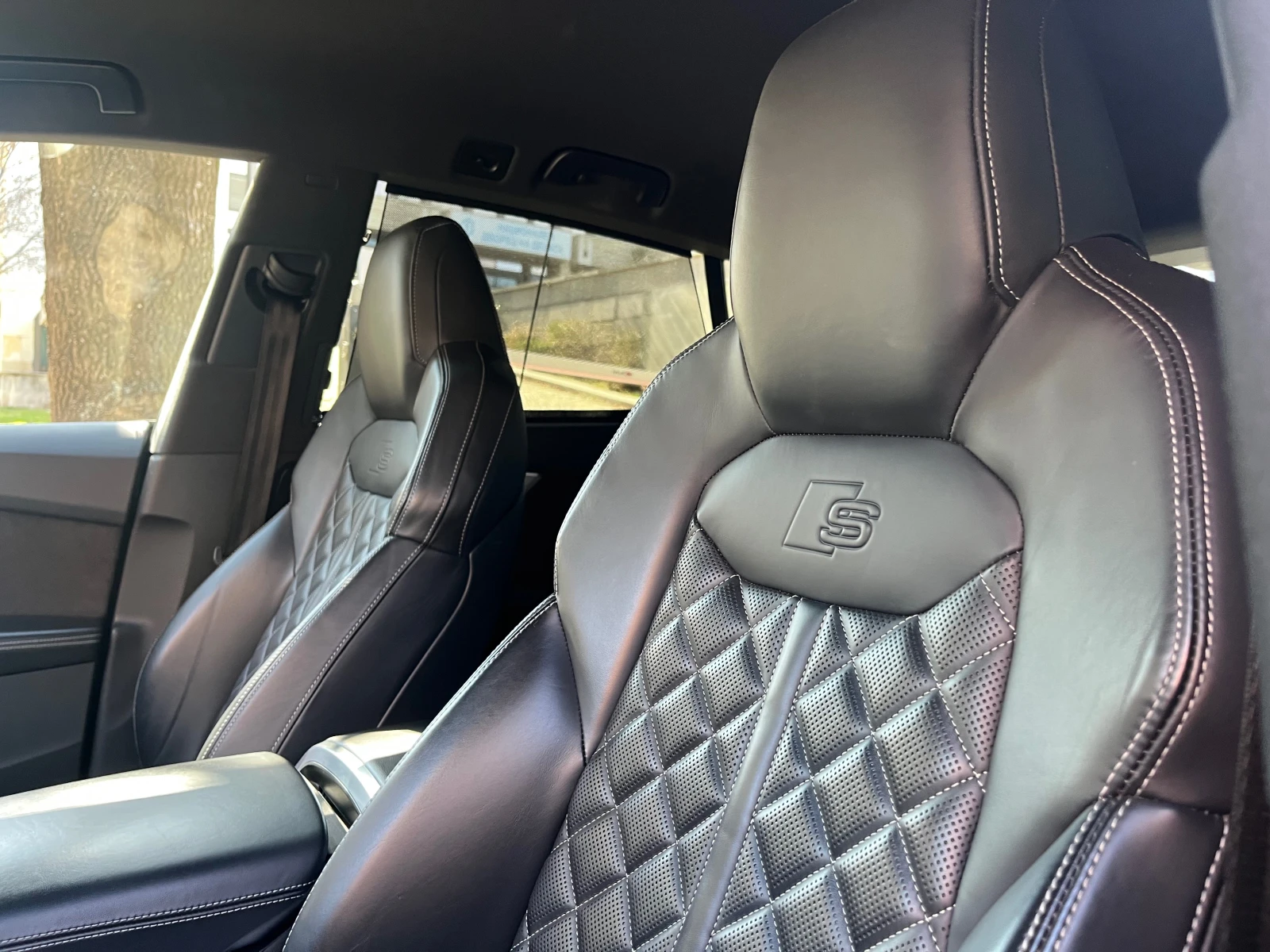 Audi SQ8 SQ8 81000 km, снимка 7 - Автомобили и джипове - 53805505