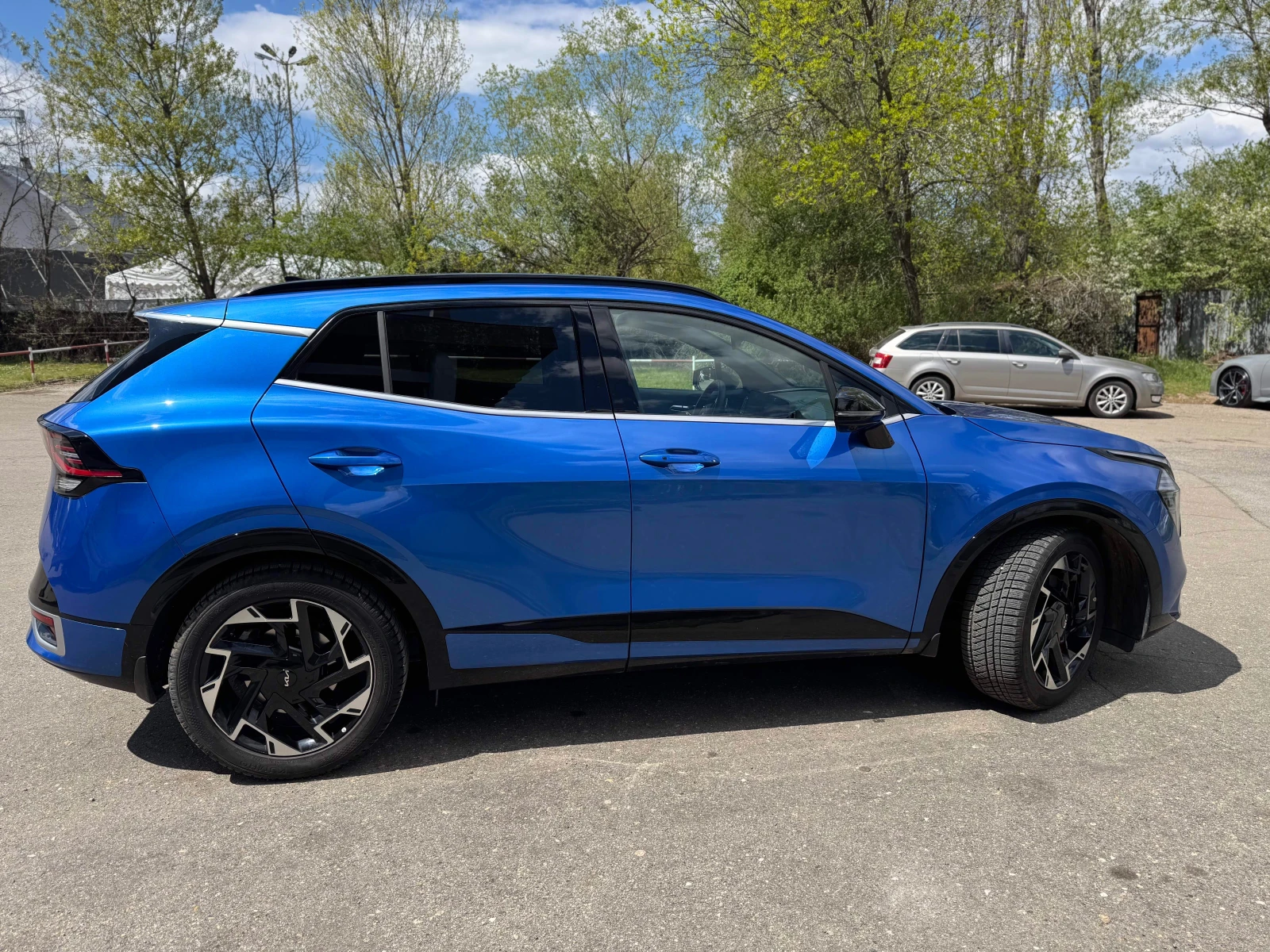 Kia Sportage, снимка 3 - Автомобили и джипове - 54300863