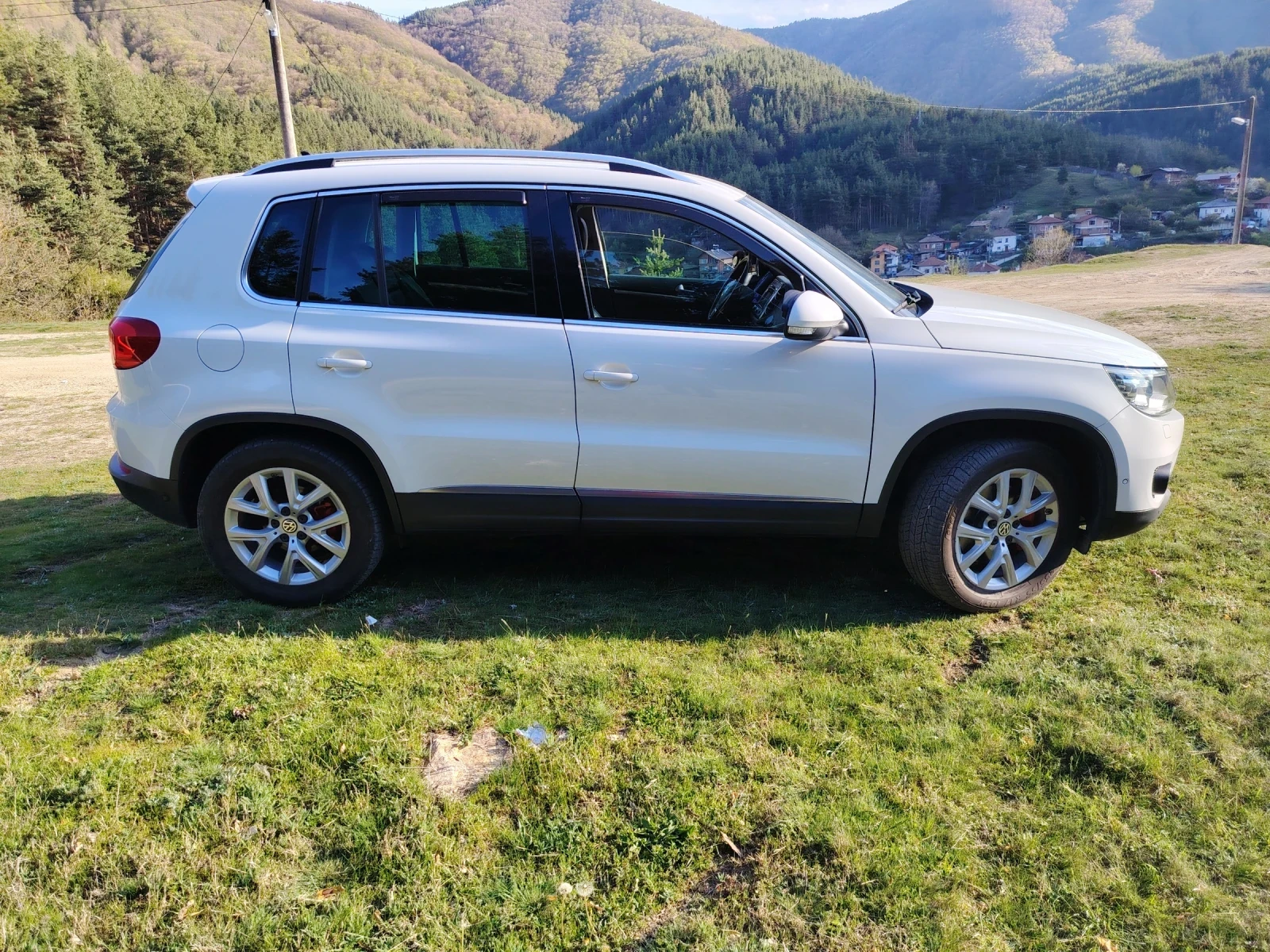 VW Tiguan, снимка 5 - Автомобили и джипове - 54305913