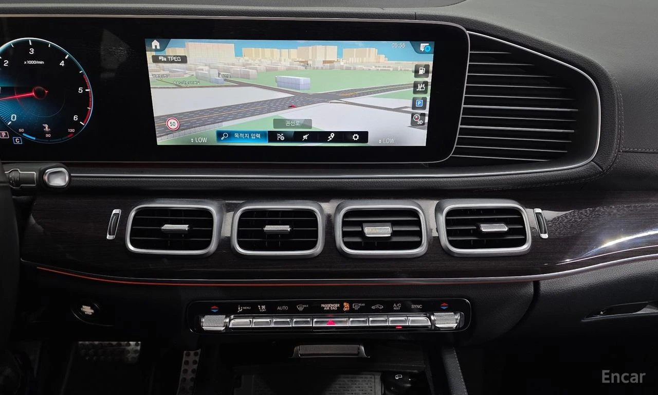 Mercedes-Benz GLE 400 d* 4MATIC* DISTRONIC* 360CAMERA* BURMESTER* PANO* , снимка 8 - Автомобили и джипове - 54529140