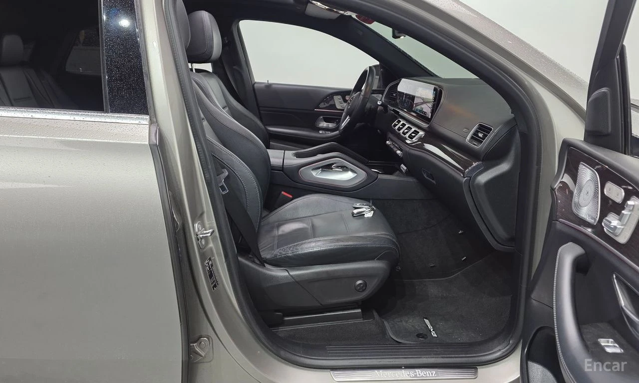 Mercedes-Benz GLE 400 d* 4MATIC* DISTRONIC* 360CAMERA* BURMESTER* PANO* , снимка 16 - Автомобили и джипове - 54529140