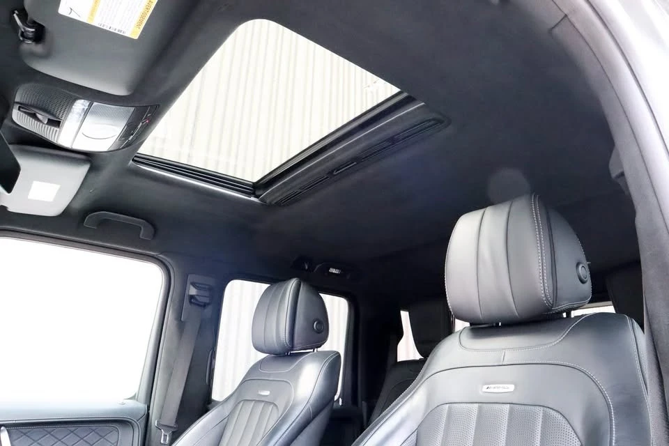 Mercedes-Benz G 63 AMG * ЧЕРЕН МАТ * МАСАЖИ * ДИСТРОНИК * BURMESTER, снимка 16 - Автомобили и джипове - 55473109