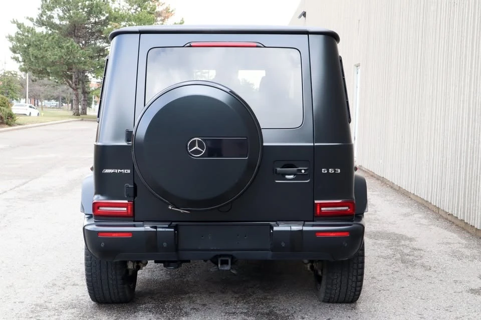 Mercedes-Benz G 63 AMG * ЧЕРЕН МАТ * МАСАЖИ * ДИСТРОНИК * BURMESTER, снимка 5 - Автомобили и джипове - 55473109
