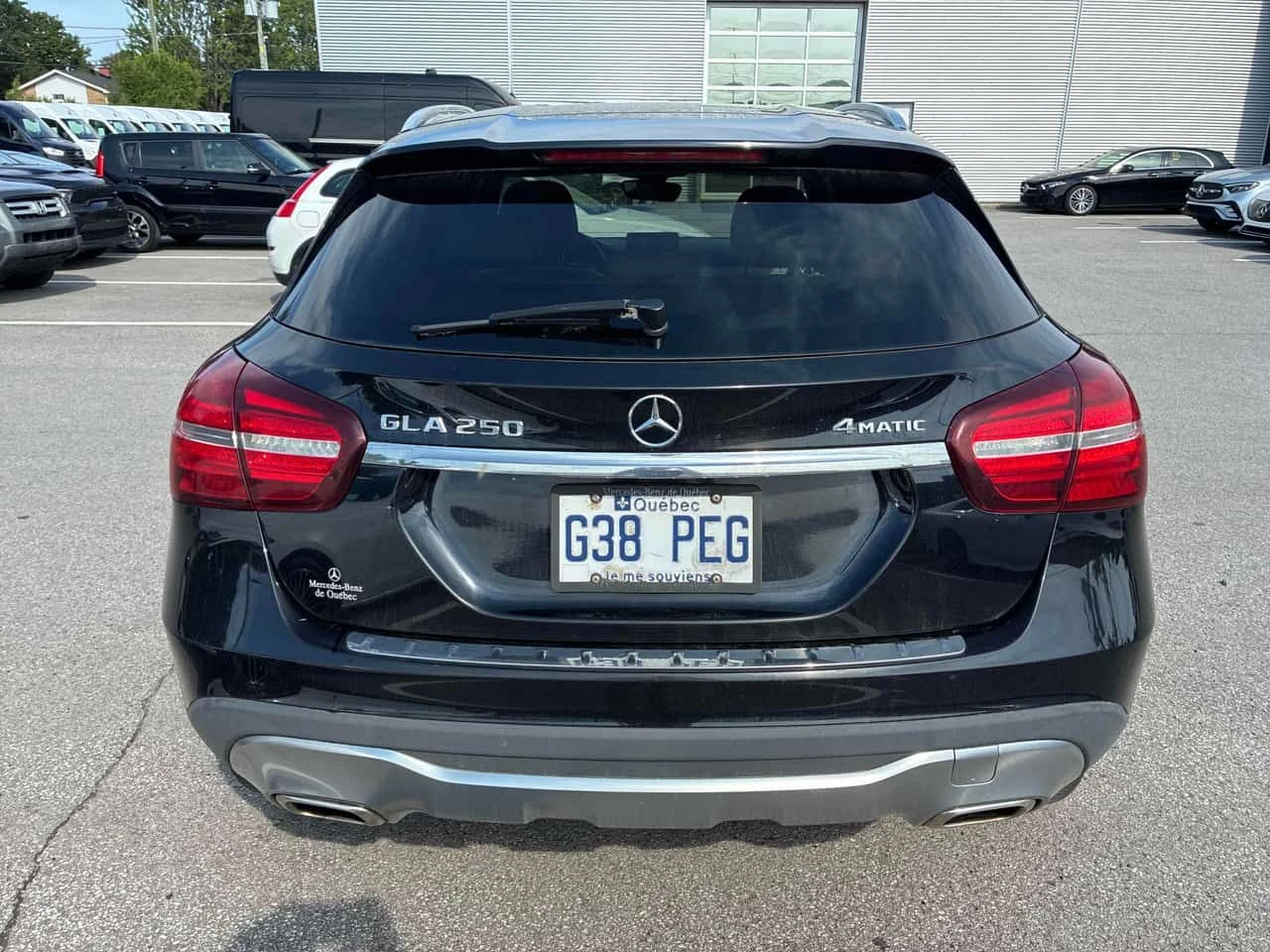 Mercedes-Benz GLA 250 4MATIC | ГЛАВНО ПРЕДСТАВИТЕЛСТВО НА MERCEDES, снимка 5 - Автомобили и джипове - 55649291