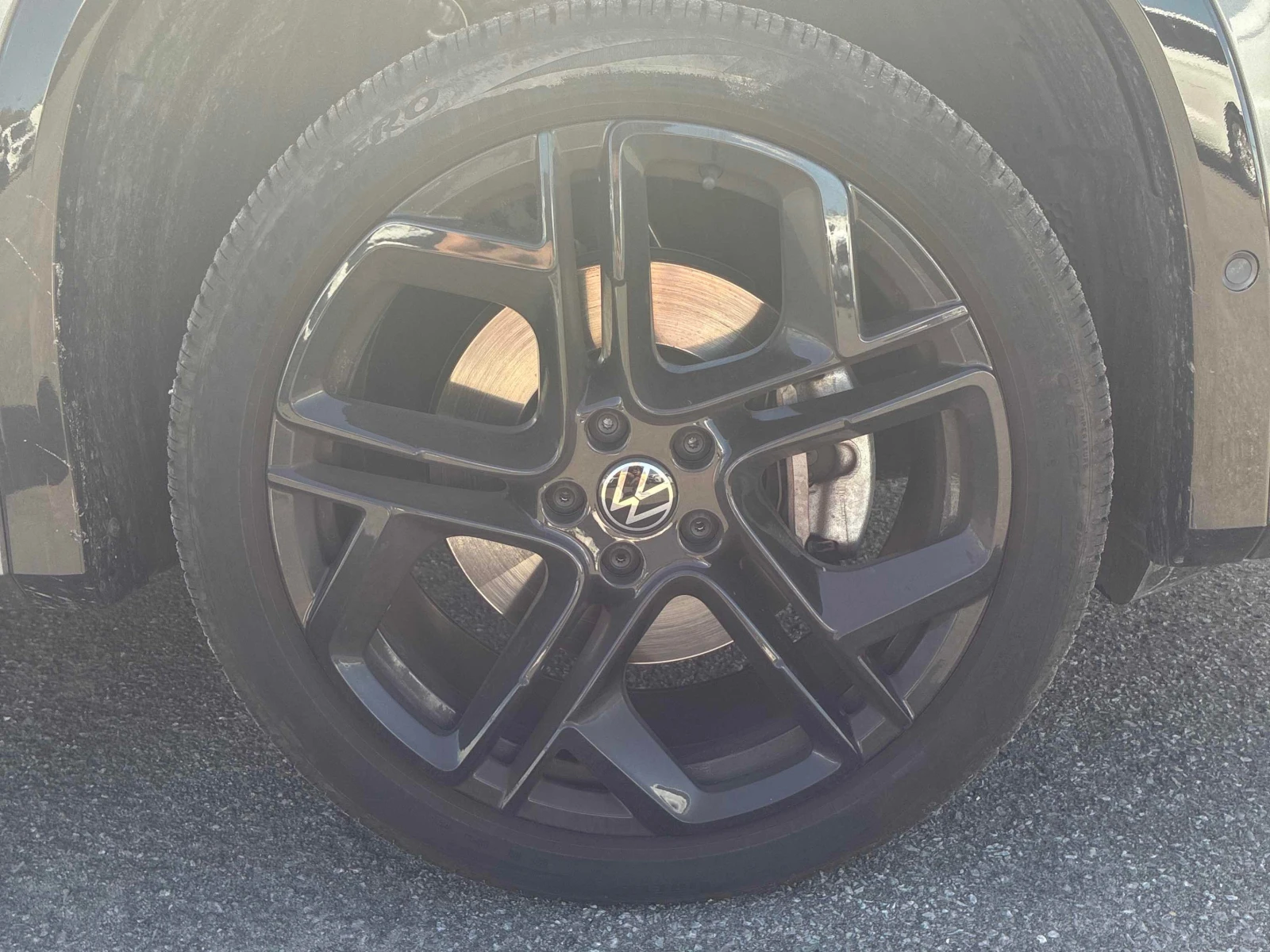 VW Tiguan * Comfortline R Line Black Edition* АВТОКРЕДИТ * , снимка 7 - Автомобили и джипове - 56030873