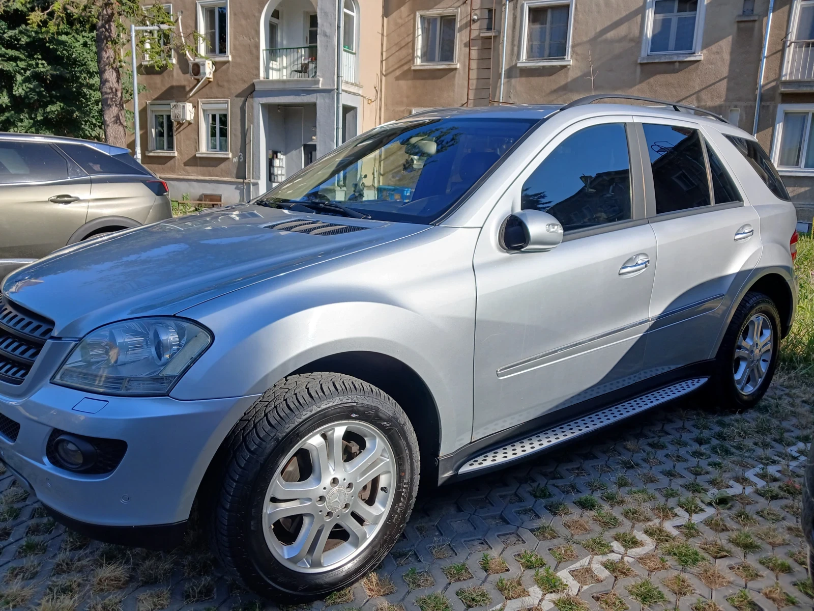 Mercedes-Benz ML, снимка 4 - Автомобили и джипове - 56208072