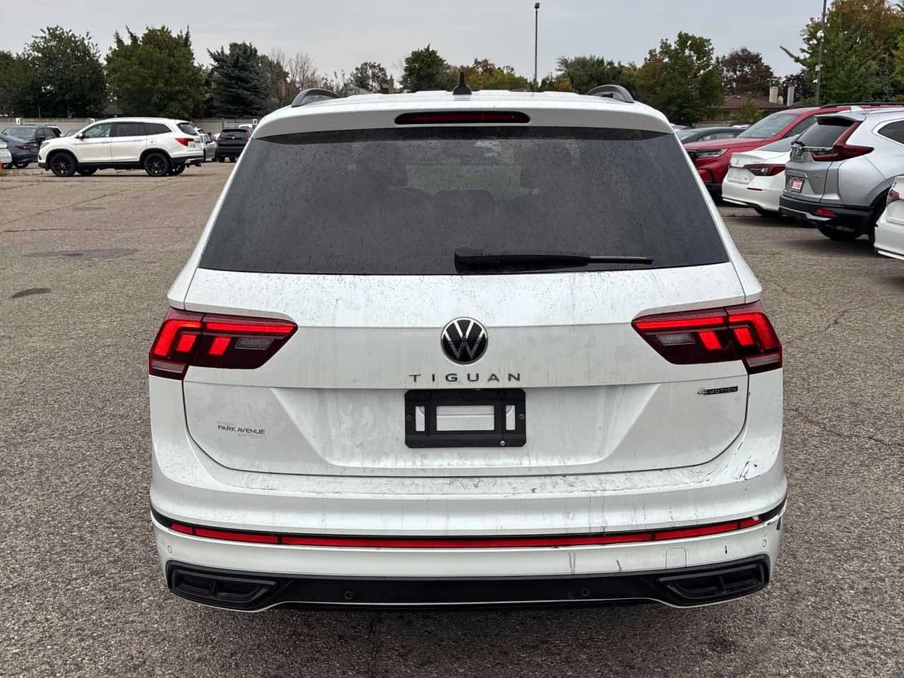 VW Tiguan * Comfortline R Line Black Edition * CARFAX *  | Mobile.bg � ����������� 4