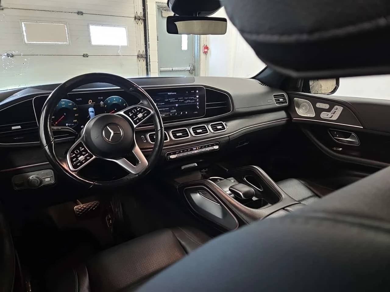 Mercedes-Benz GLE 450 * KEYLESS * ПОДГРЕВ * ДВА КЛЮЧА , снимка 11 - Автомобили и джипове - 56331553