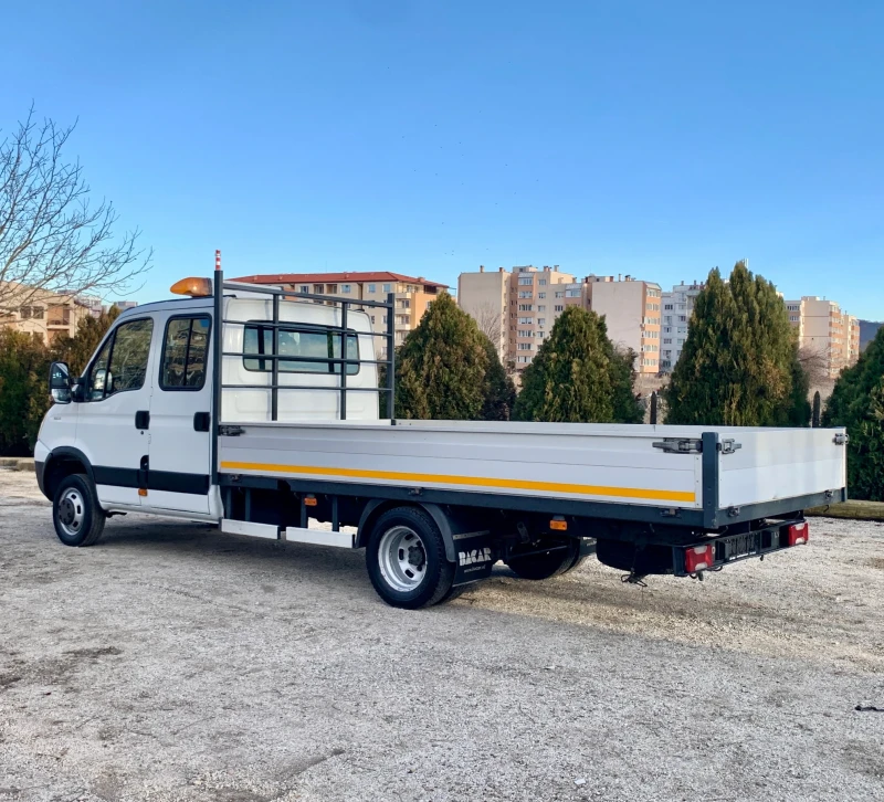 Iveco Daily 3.0* 7МЕСТА* 4.20М МАКСИ БАЗА* КЛИМА* ВСИЧКИ ЕКСТР, снимка 4 - Камиони - 48933615