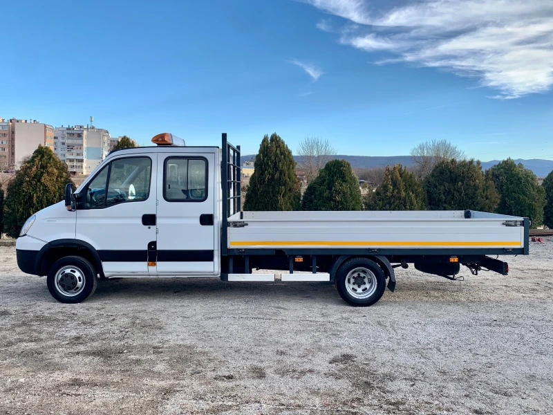 Iveco Daily 3.0* 7МЕСТА* 4.20М МАКСИ БАЗА* КЛИМА* ВСИЧКИ ЕКСТР, снимка 3 - Камиони - 48933615