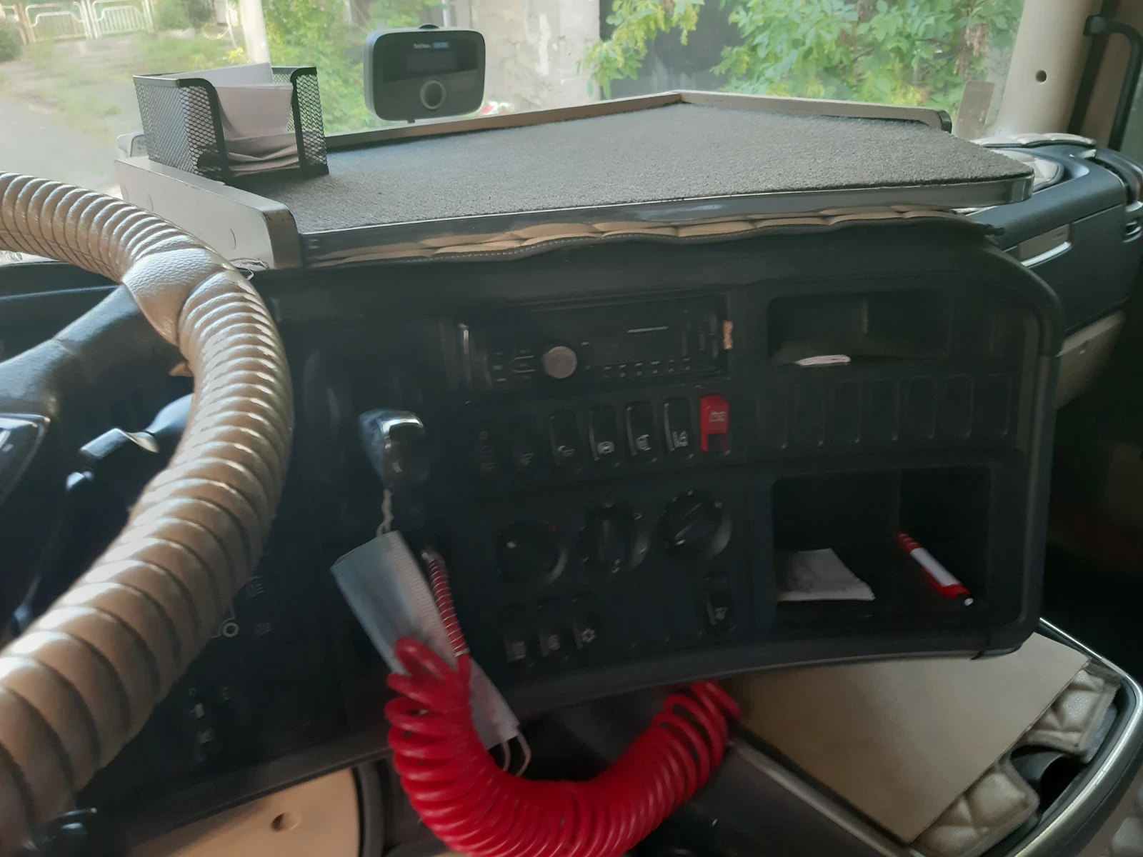 Scania R 410 без ЕГР Нов Тахограф, снимка 17 - Камиони - 54965211