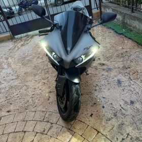Yamaha YZF-R1, снимка 1