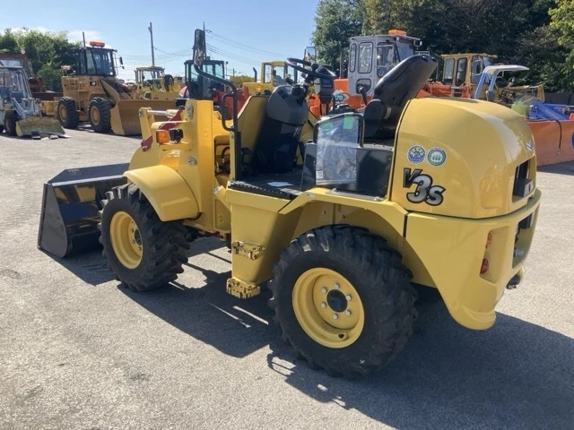 Челен товарач Друга марка YANMAR V3-7S КАТО НОВ / ОЧАКВАН ВНОС - изображение 9