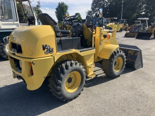 Челен товарач Друга марка YANMAR V3-7S КАТО НОВ / ОЧАКВАН ВНОС - изображение 8