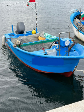 Лодка Собствено производство, снимка 4 - Воден транспорт - 46039653