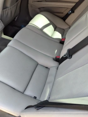 Mercedes-Benz E 200, снимка 11