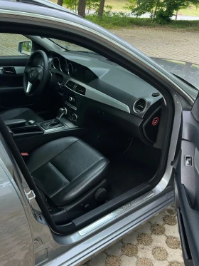 Mercedes-Benz C 220, снимка 7