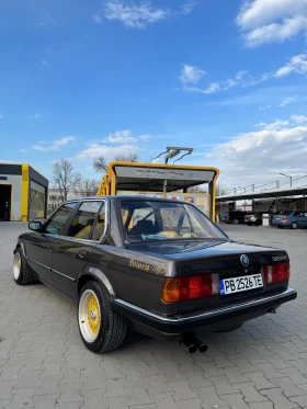BMW 324, снимка 3