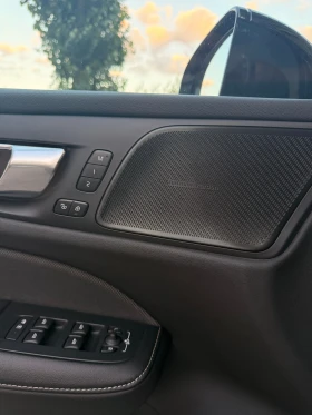 Volvo V60 R-design T6 + Styling Pack, снимка 10