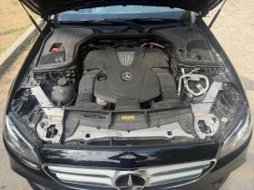 Mercedes-Benz E 400 4 Matic, снимка 12
