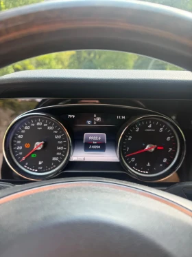 Mercedes-Benz E 400 4 Matic, снимка 7