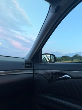 Обява за продажба на Mercedes-Benz E 500 Mercedes-Benz E500 W211 AMG | 5.0 V8 | 306 к.с. |  ~19 500 лв. - изображение 8