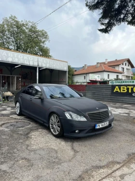 Обява за продажба на Mercedes-Benz S 500 AMG Пакет Swiss ~13 999 лв. - изображение 1