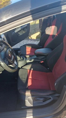 Seat Leon - 5800 € / 11343.81 лв. - 60368872 4