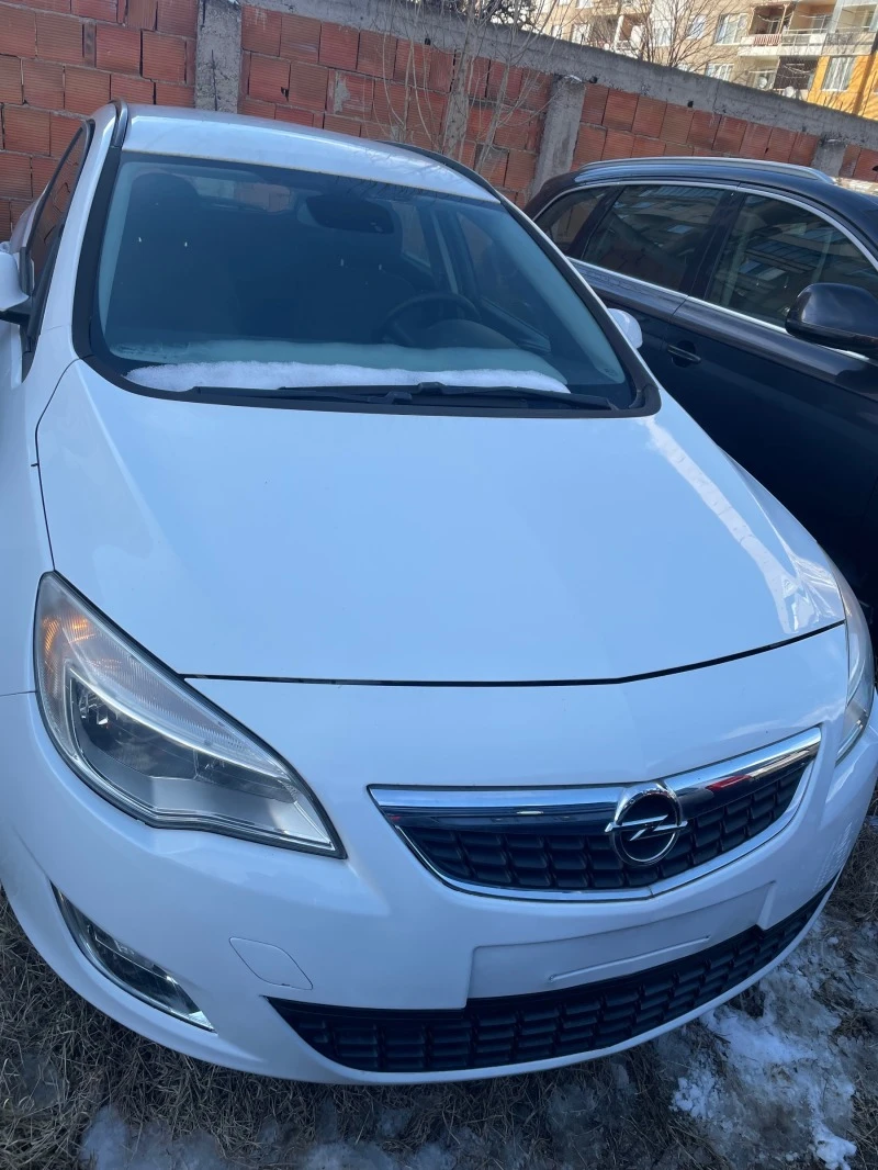 Opel Astra, снимка 1 - Автомобили и джипове - 46426500