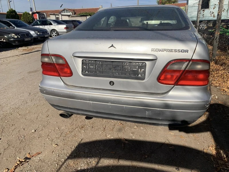 Mercedes-Benz CLK !НА ЧАСТИ!, снимка 7 - Автомобили и джипове - 49502008