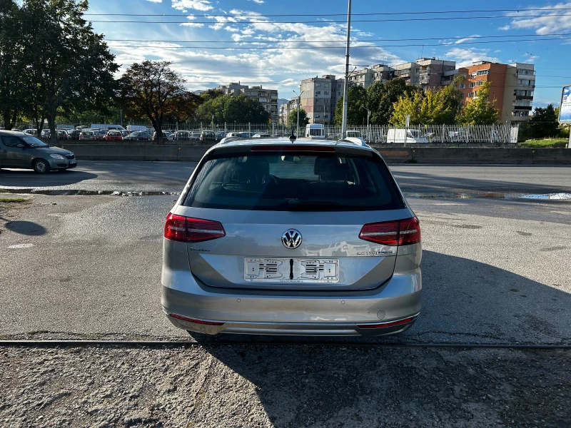 VW Passat BLUEMOTION, снимка 4 - Автомобили и джипове - 47524183