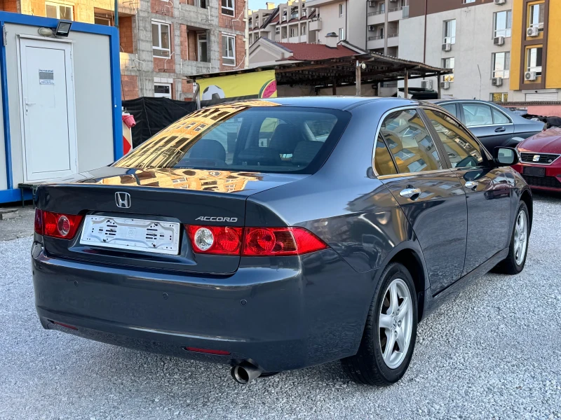 Honda Accord 2.0i-VTEC* 155 kc* ИТАЛИЯ, снимка 6 - Автомобили и джипове - 47525000