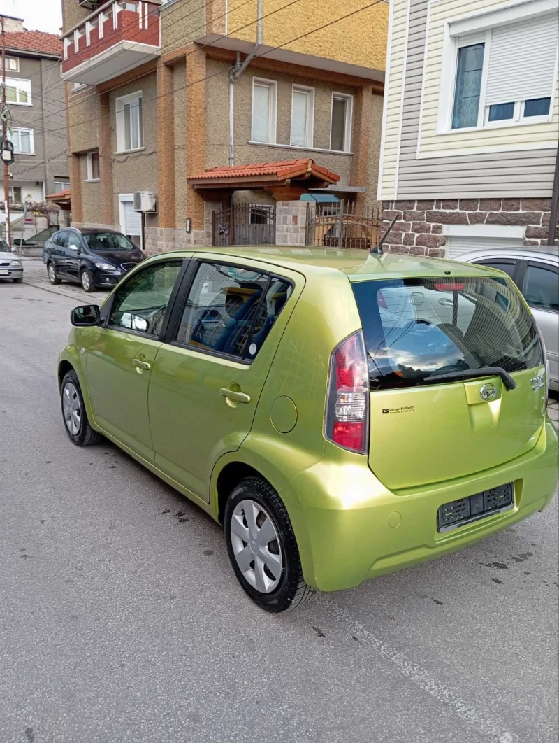 Daihatsu Sirion 1.3 wwt 4x4 , снимка 6 - Автомобили и джипове - 49471939